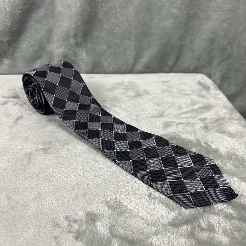 Pronto Uomo Platinum 100% Silk Neck Tie 3.25" x 59" Black Silver Geometric